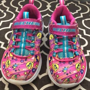 Sketchers girl emoji shoe